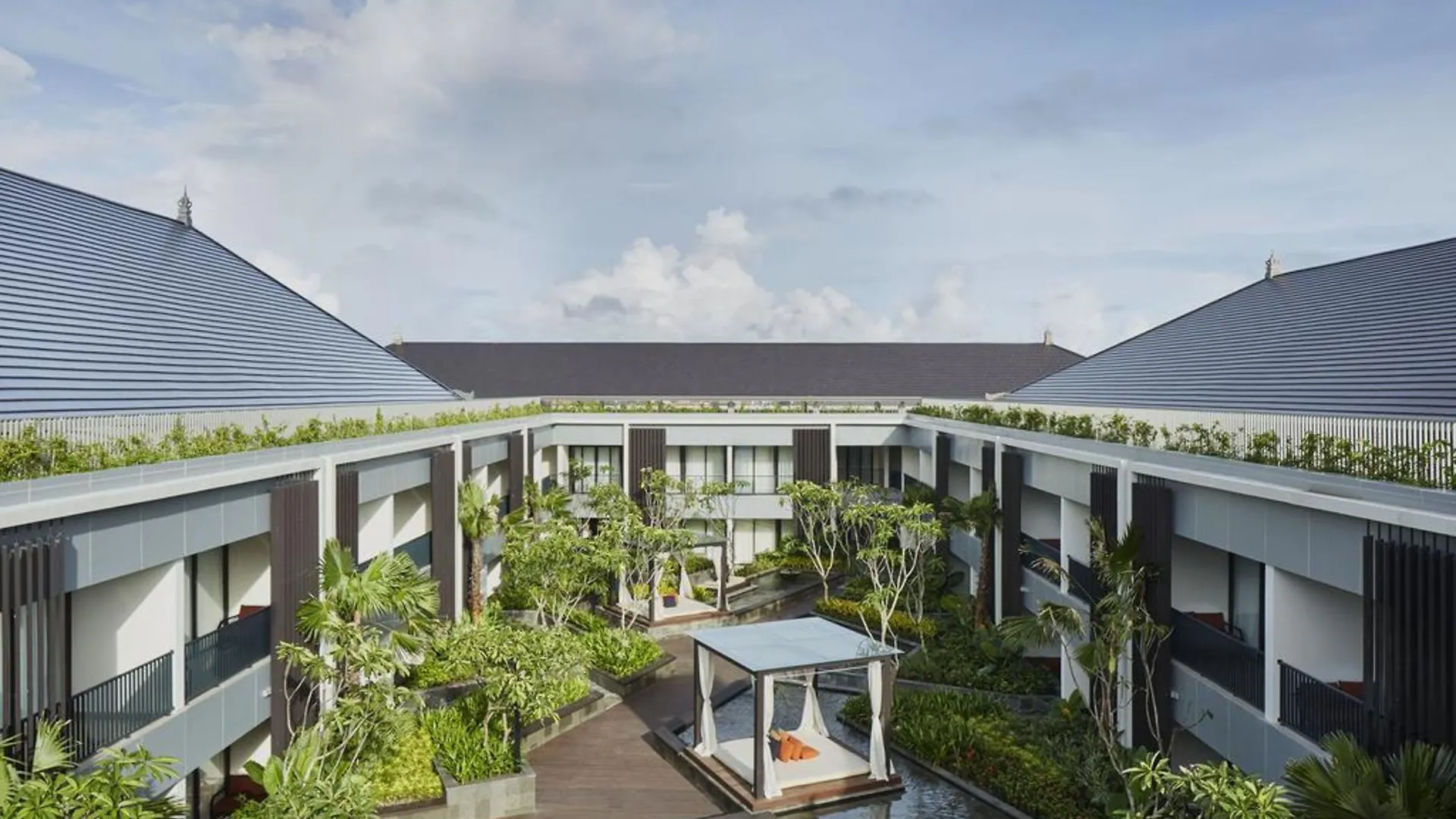 Hotel Aryaduta Bali Kuta