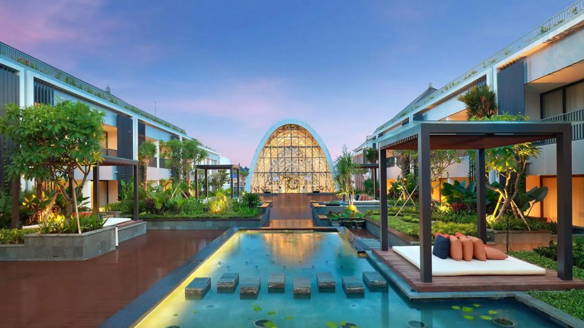 Hotel Aryaduta Bali Kuta